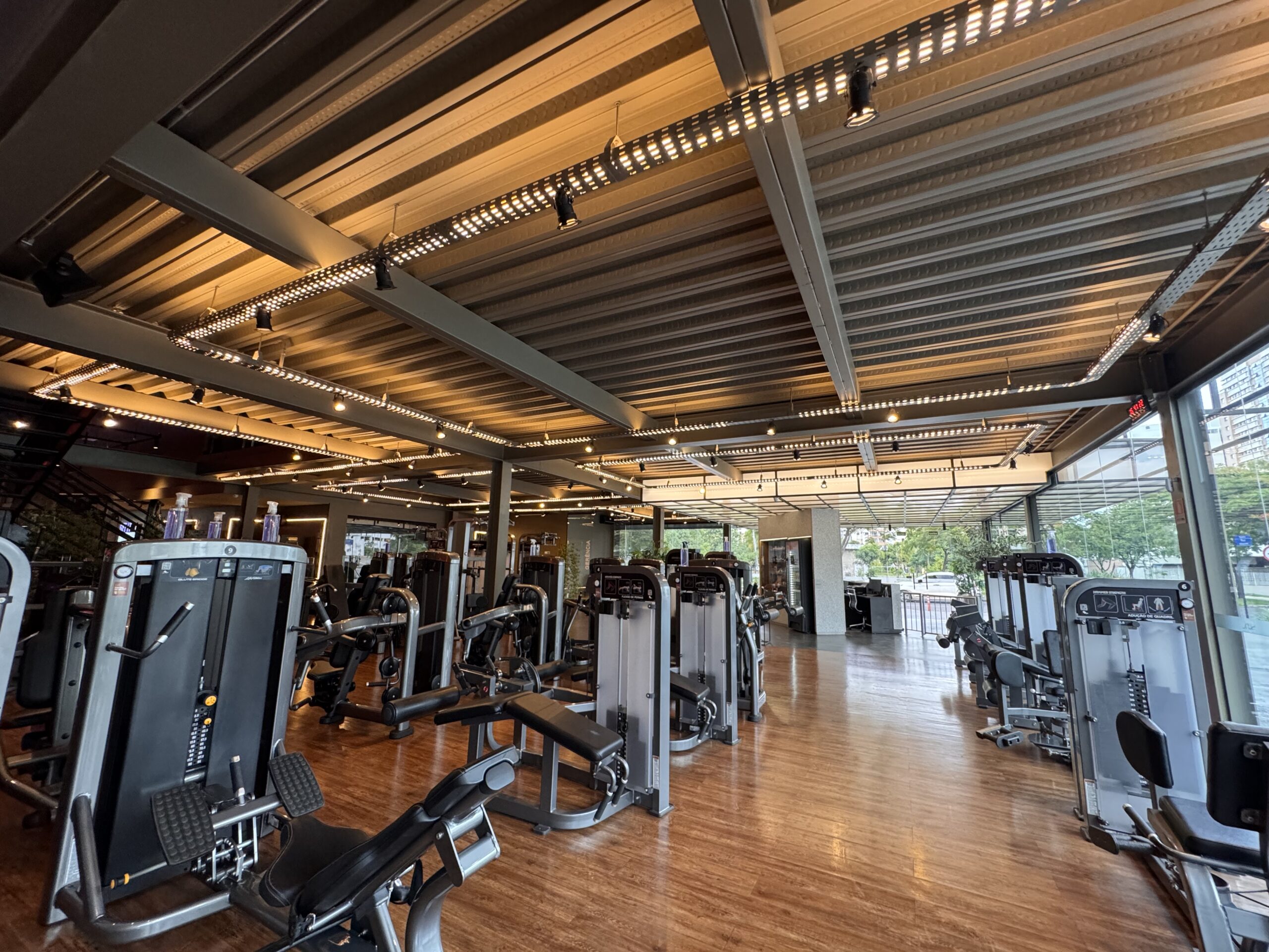 4830F900-3987-4495-9876-1415C61E9018