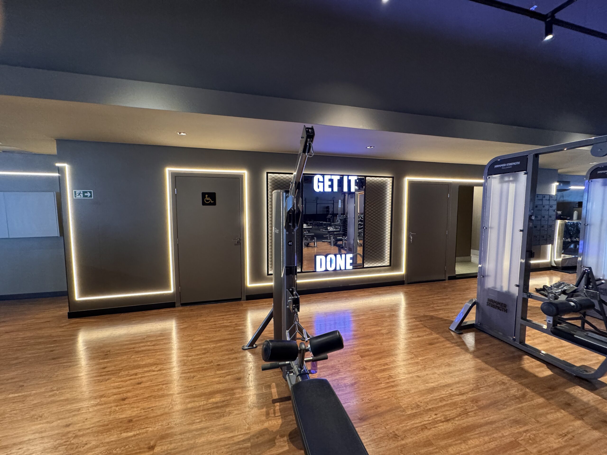 E9BB6BFC-507E-4C1E-99B0-8573CA28FCD7